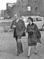 Brenda Marshall photo