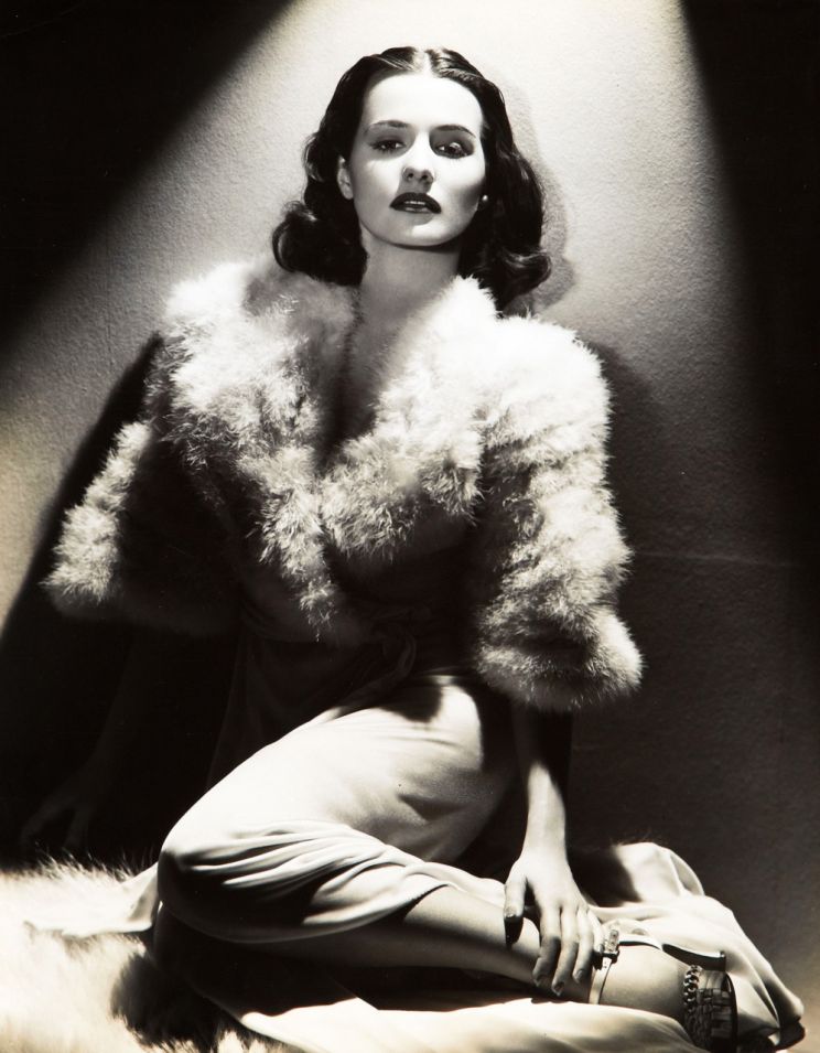 Brenda Marshall