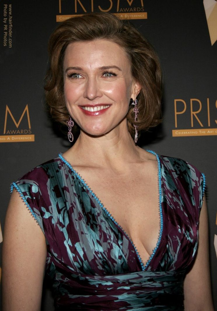 Brenda Strong