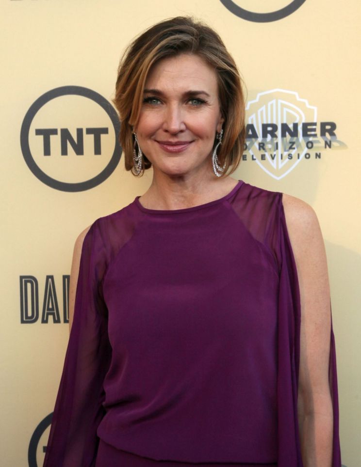 Brenda Strong