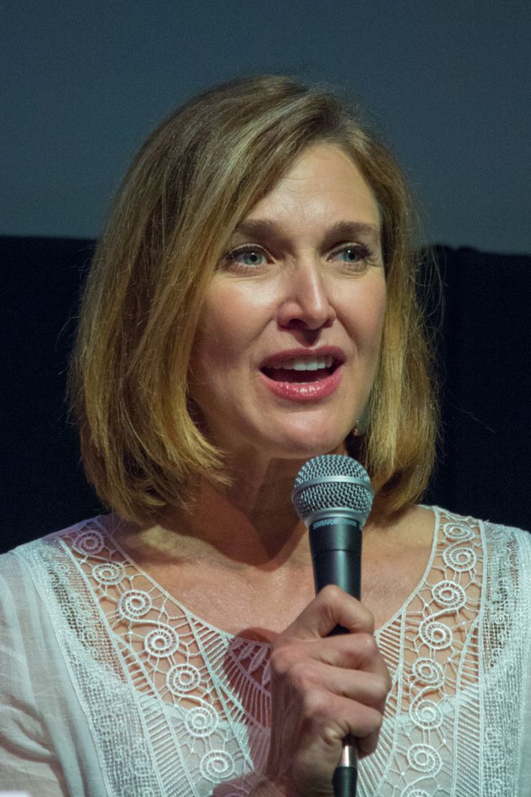Brenda Strong
