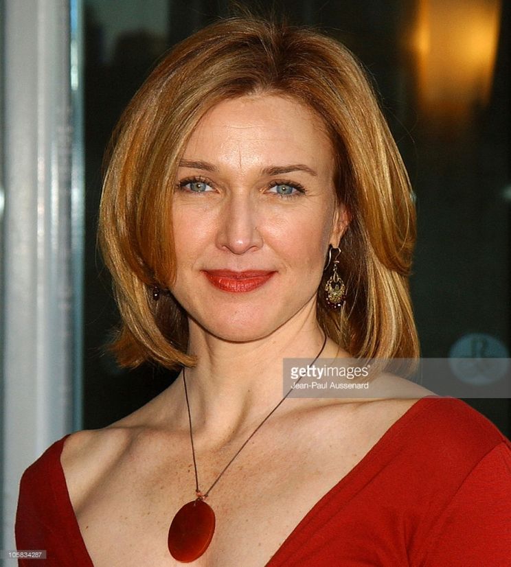 Brenda Strong