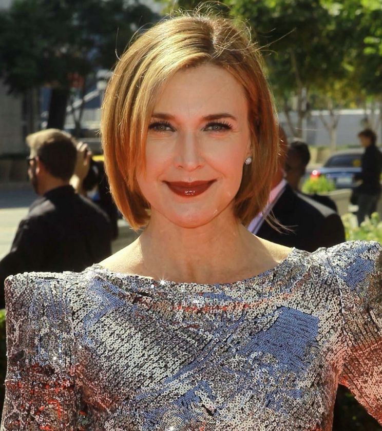 Brenda Strong