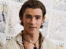 Brenton Thwaites