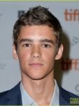 Brenton Thwaites