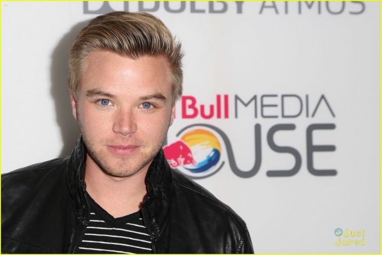 Brett Davern