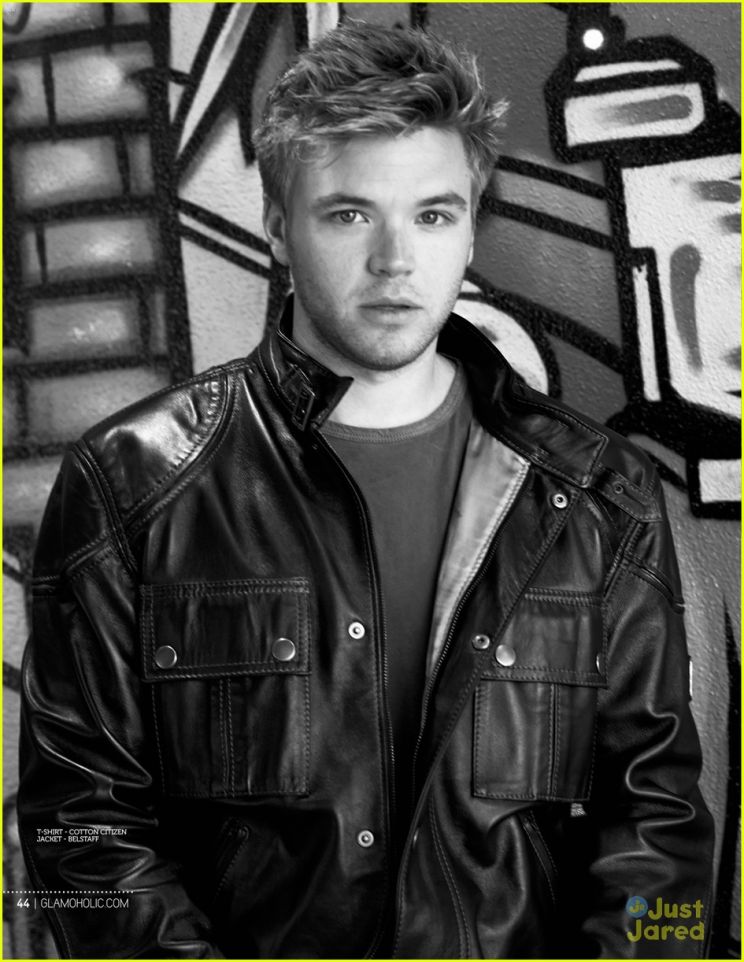 Brett Davern