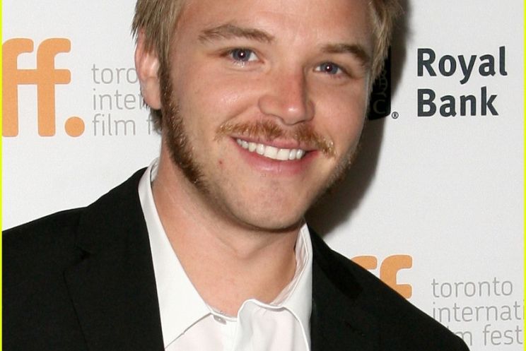 Brett Davern