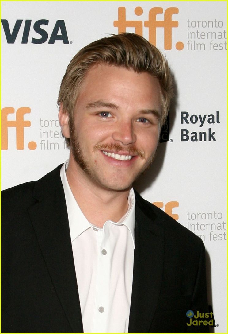 Brett Davern