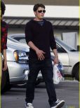 Brett Dier
