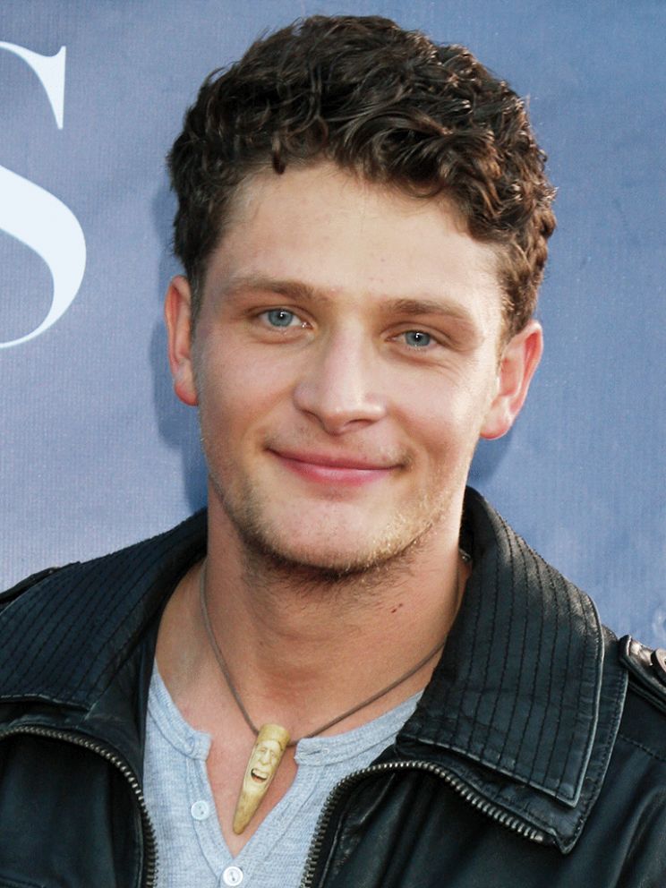 Brett Dier