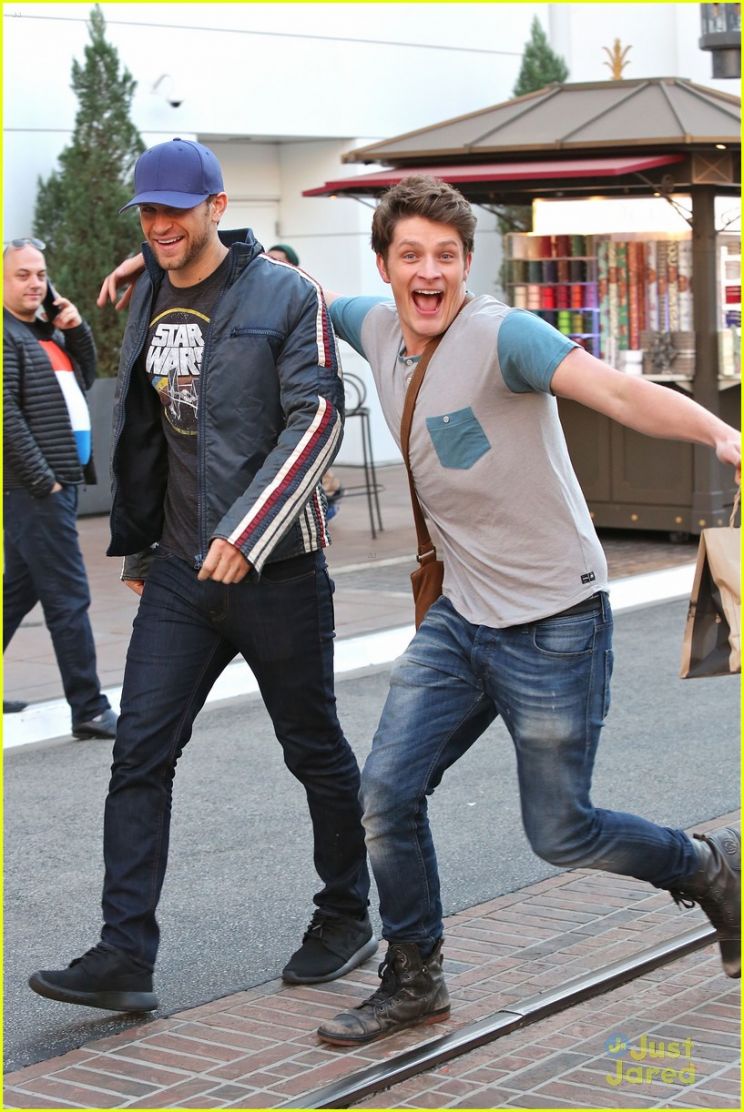 Brett Dier