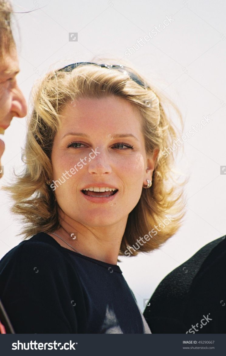 Bridget Fonda