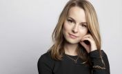 Bridgit Mendler
