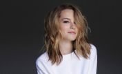 Bridgit Mendler