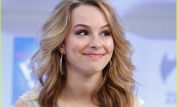 Bridgit Mendler