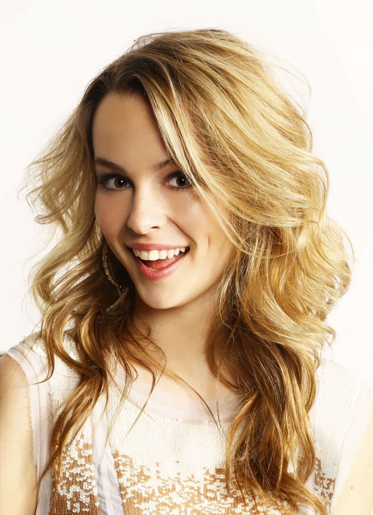 Bridgit Mendler