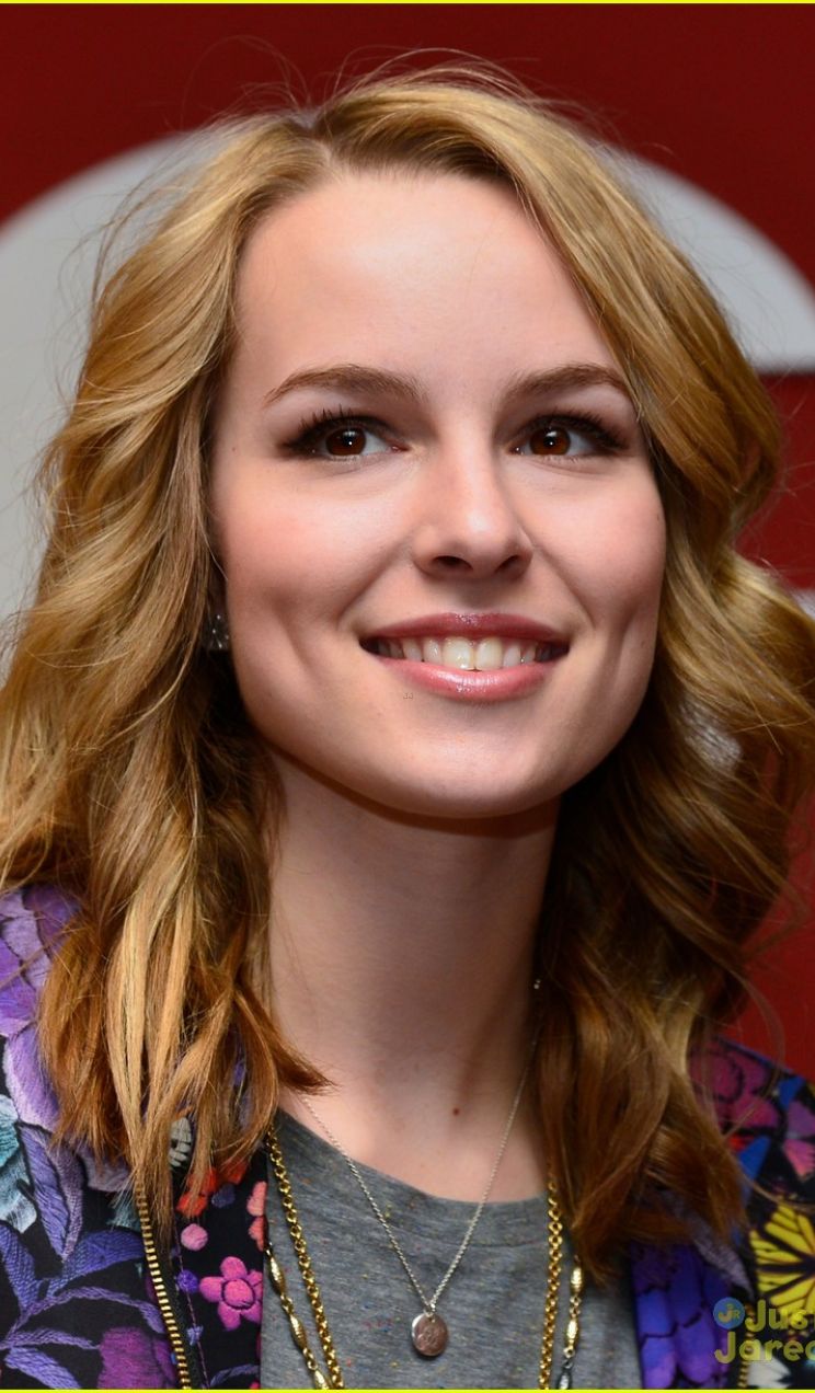 Bridgit Mendler