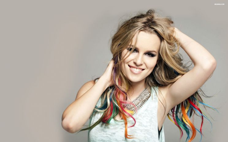 Bridgit Mendler