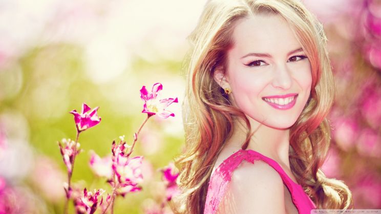 Bridgit Mendler