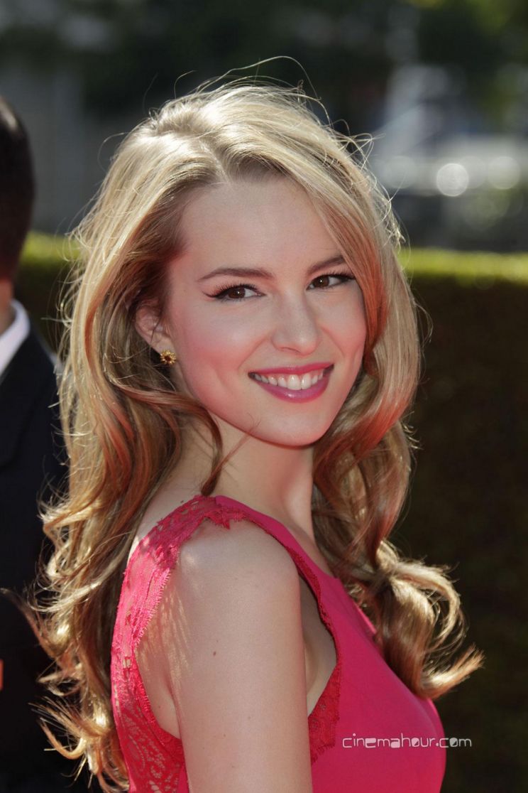 Bridgit Mendler