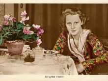 Brigitte Helm #899492 picture (Landscape Medium)