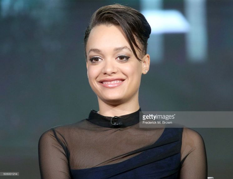 Britne Oldford