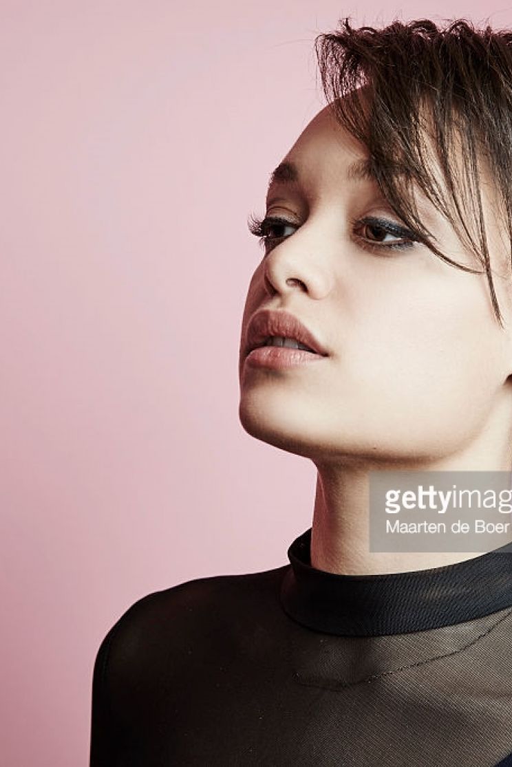 Britne Oldford