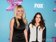 Britney Theriot #1315021 picture (Landscape Medium)