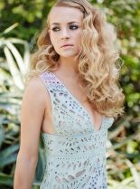 Britt Robertson #10096 picture (Portrait Medium)
