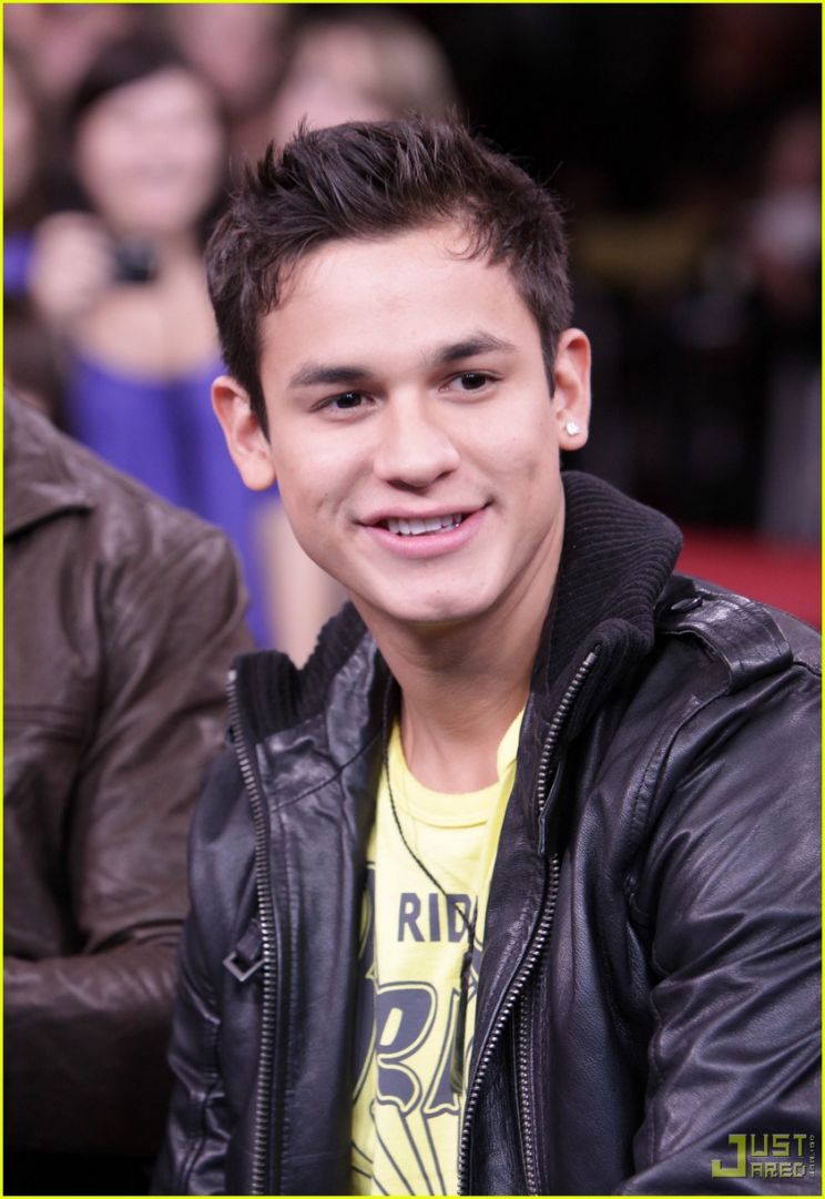 Bronson Pelletier