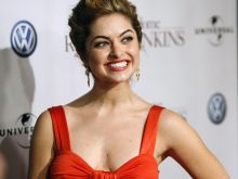 Brooke Lyons