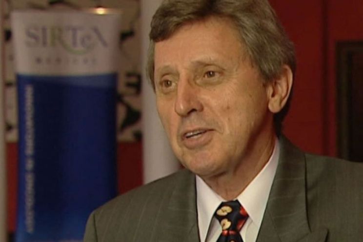 Bruce Gray