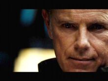 Bruce Greenwood photo