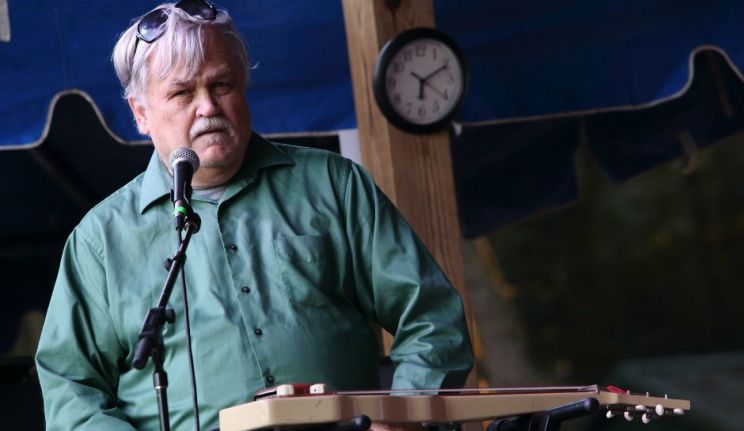 Bruce Hampton