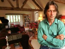 Bruce Robinson