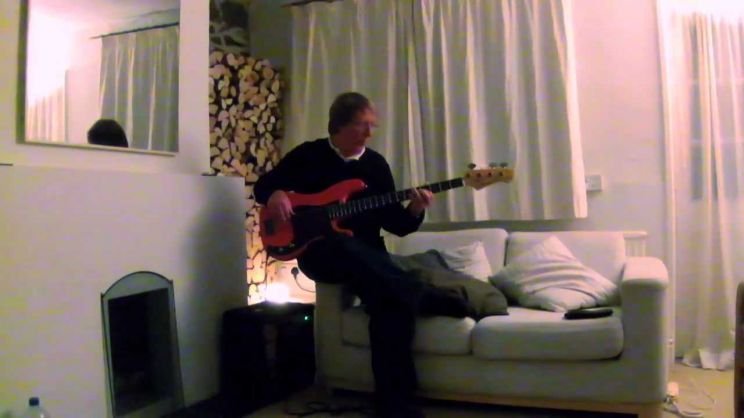 Bruce Thomas