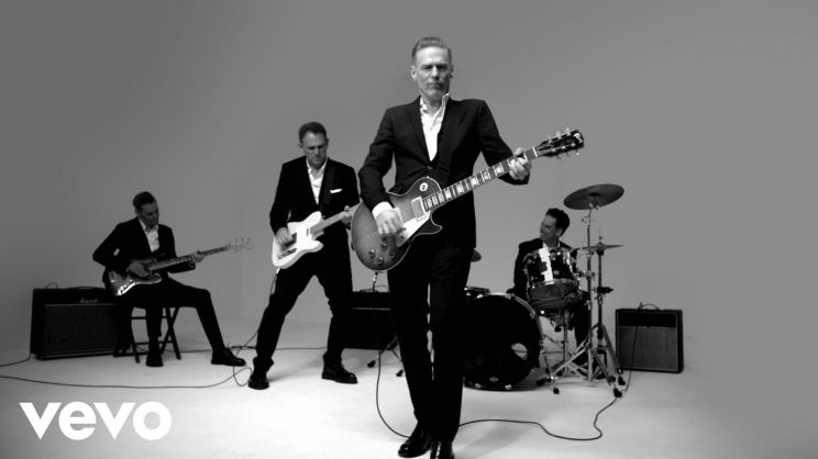 Bryan Adams