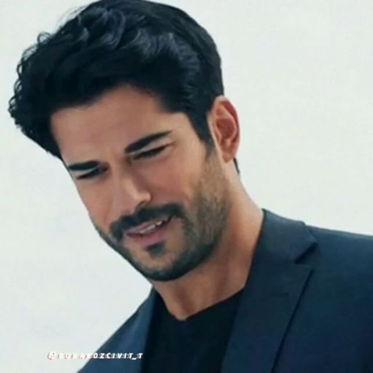 Burak Özçivit