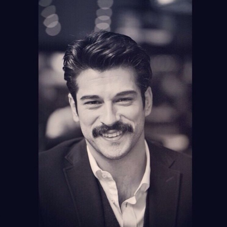 Burak Özçivit