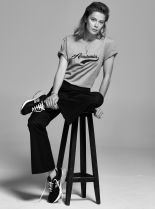 Burcu Biricik #2995631 picture (Portrait Medium)