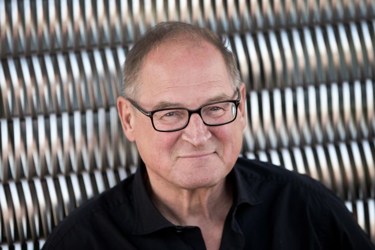 Burghart Klaußner
