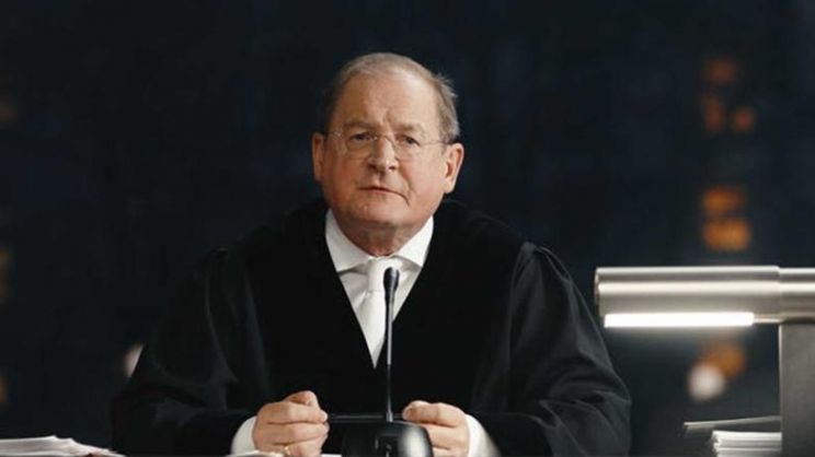 Burghart Klaußner