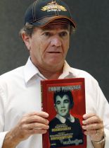 Butch Patrick #299604 picture (Portrait Medium)