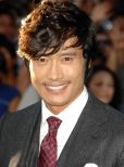 Byung-hun Lee