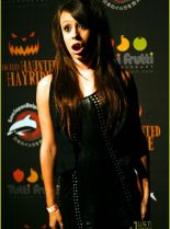 Caitlyn Taylor Love photo