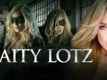 Caity Lotz photo
