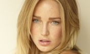 Caity Lotz