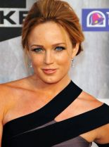 Caity Lotz photo