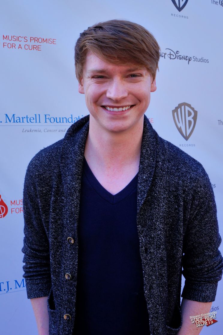 Calum Worthy